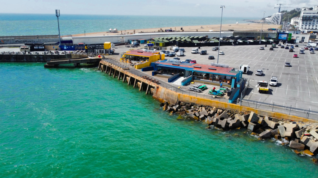 folkestone harbour arm folkestone