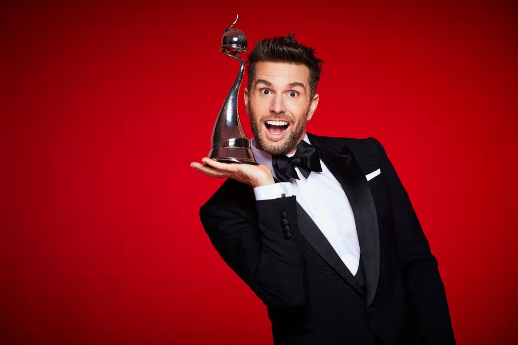 joel dommett comedian
